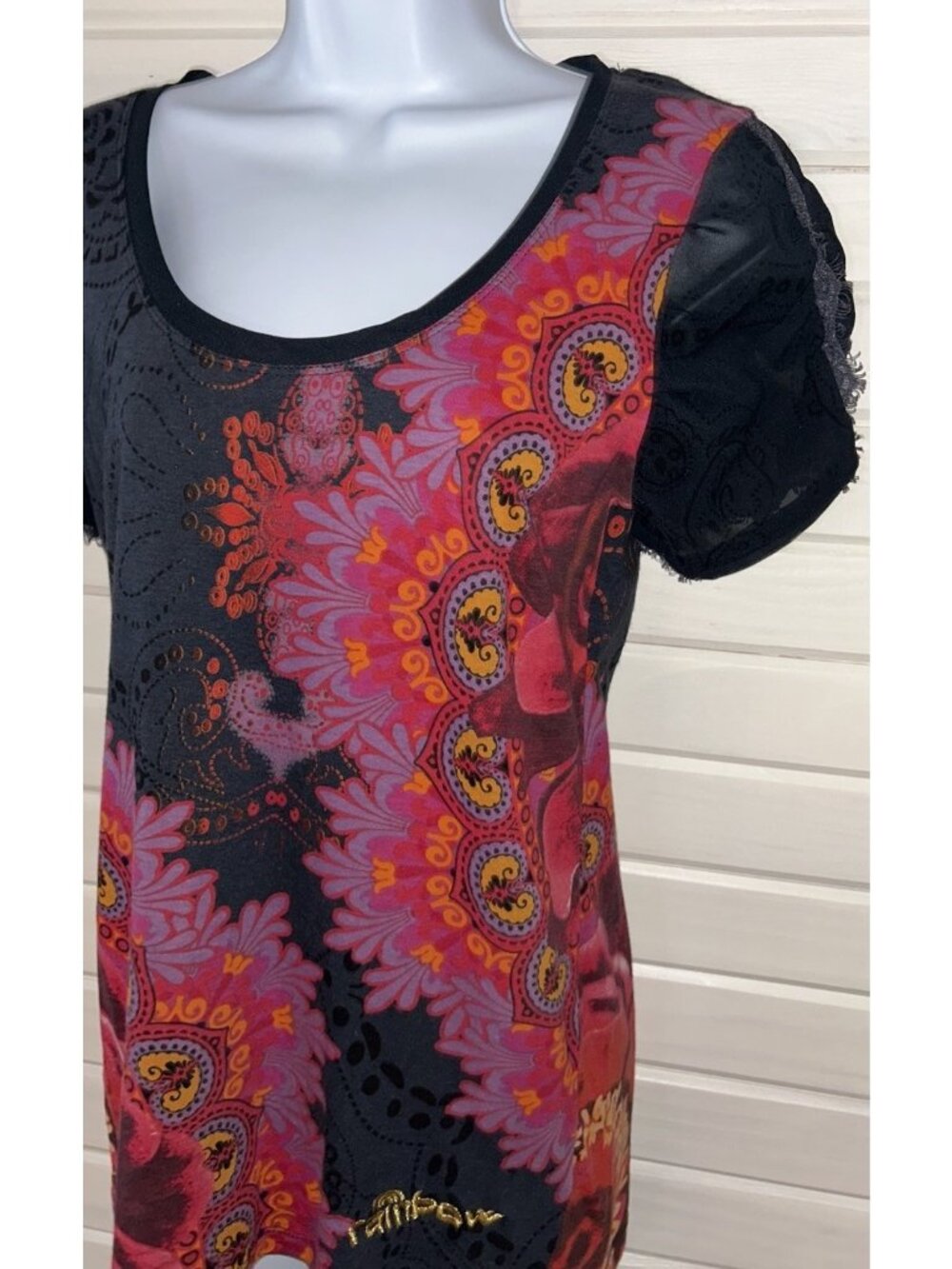 Desigual Rainbow Sz MEDIUM Gray Pink Red Mandala Print Knit Blouse Top Shirt EUC